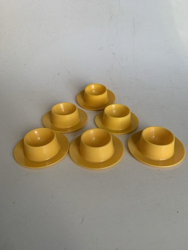 Vintage gelbe eierbecher - vintage, x