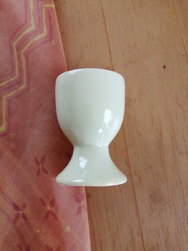 Eierbecher keramik hellgelb - keramik,